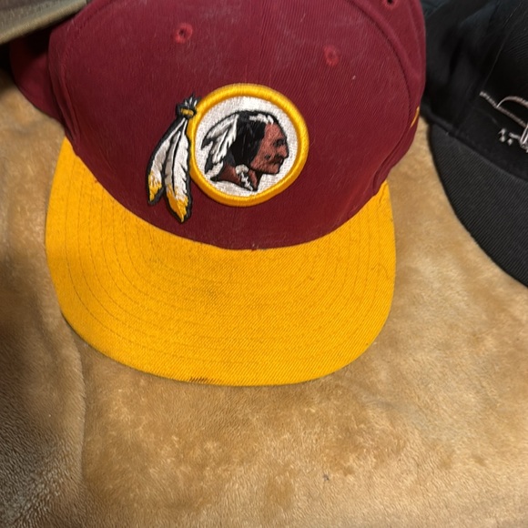 5 hats - Picture 3 of 6